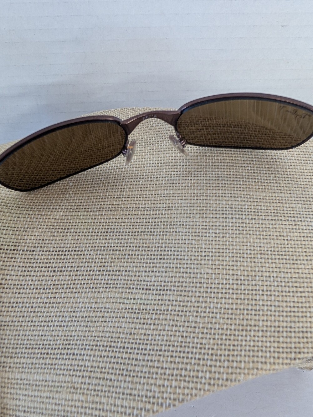 Sunglasses Ray-Ban Bronze Lens Oval Sunglasses with Black Case - Picture 9 of 9